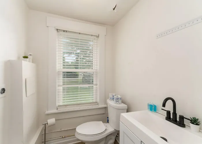 Housepitality - The Madison House - Brand New * Columbus