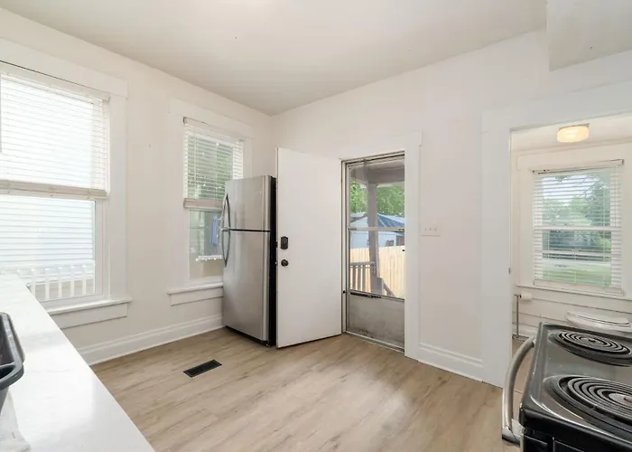 Housepitality - The Madison House - Brand New