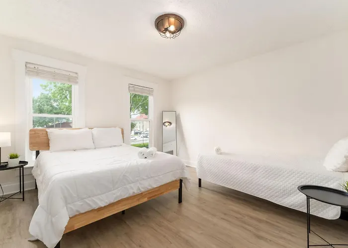 Housepitality - The Madison House - Brand New Holiday home